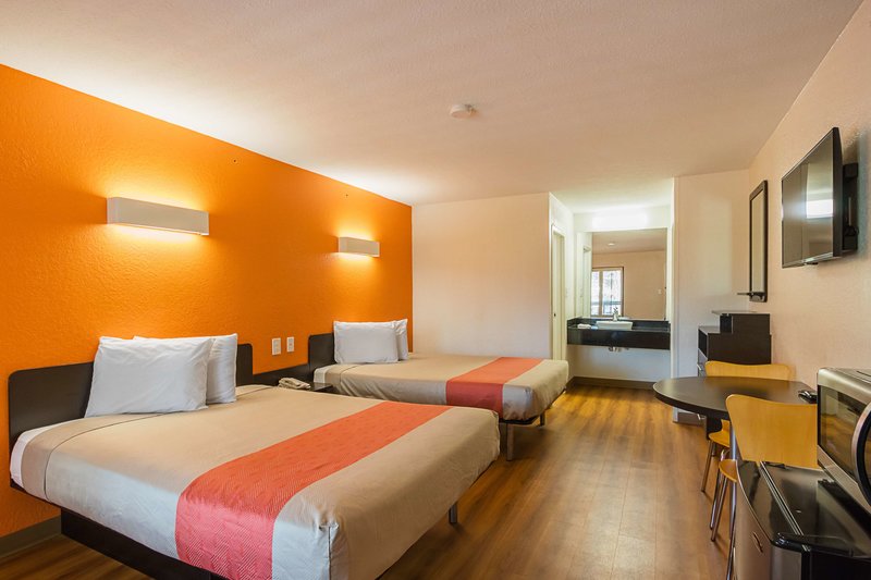 motel 6 savannah ga midtown