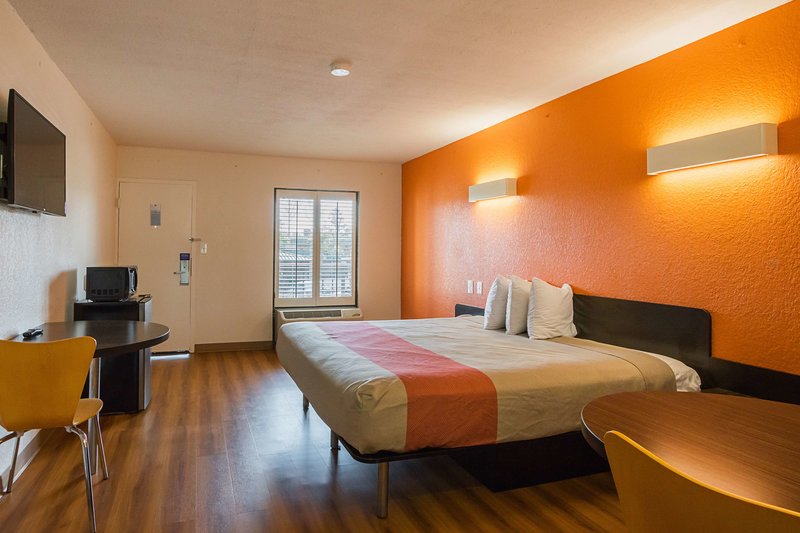 motel 6 savannah ga midtown