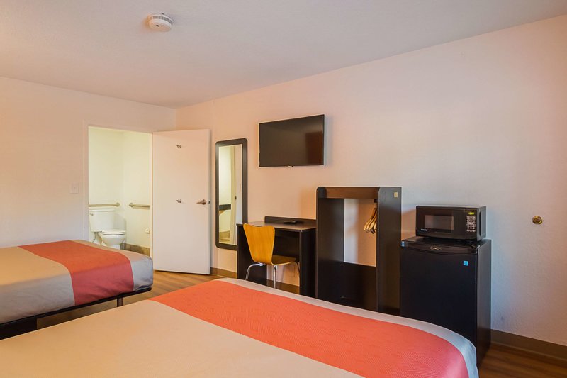 motel 6 savannah ga midtown