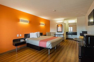 motel 6 savannah ga midtown