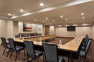 Hampton Inn & Suites Clayton/St. Louis-Galleria Area,Huntleigh>>Clayton,3 star