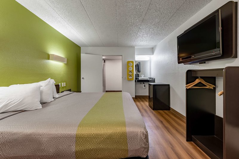 days inn by wyndham cincinnati i 71