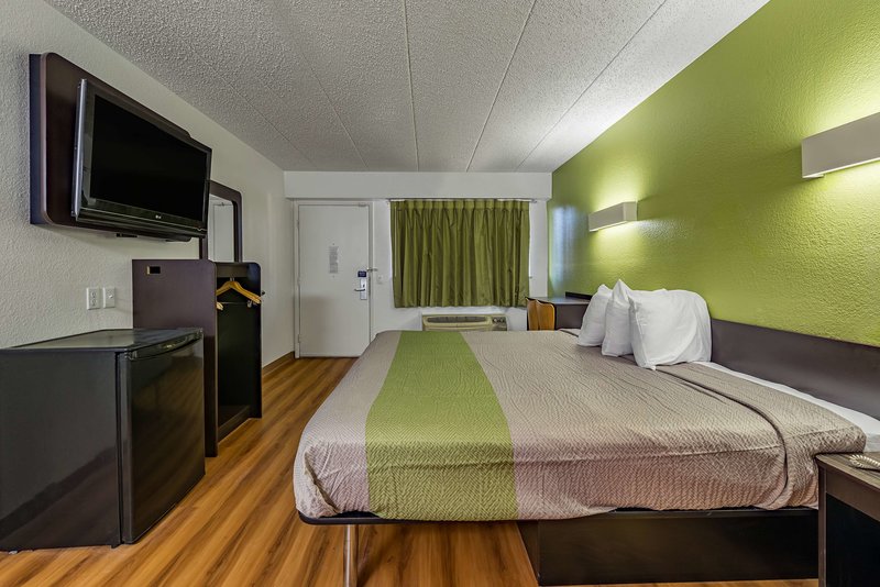 days inn by wyndham cincinnati i 71