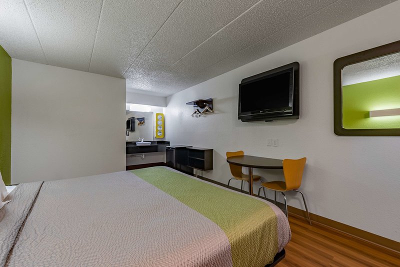 days inn by wyndham cincinnati i 71