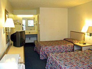 days inn by wyndham cincinnati i 71