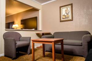 Executive Inn And Suites,West Sacramento>>Sacramento,2 star