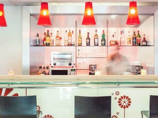 ibis epinay sur seine gennevilliers