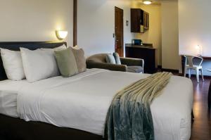 Parque Del Lago Boutique Hotel,San José>>San Jose,4 star