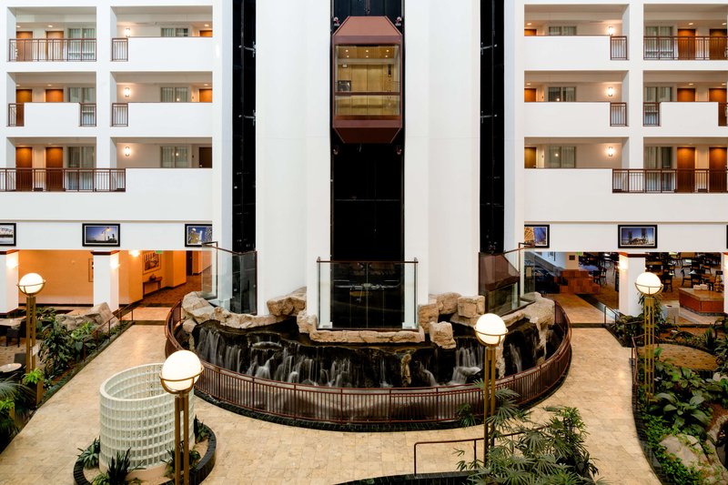 embassy suites by hilton portland airport