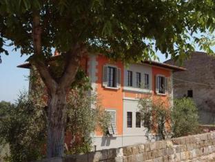tenuta torre rossa farm and apartments