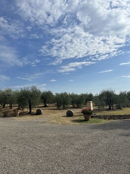 tenuta torre rossa farm and apartments