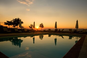 tenuta torre rossa farm and apartments