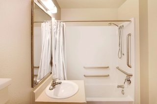 woodspring suites asheville biltmore west