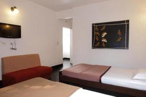 Wise Owl Comfotel,Garden Reach>>Kolkata,2 star