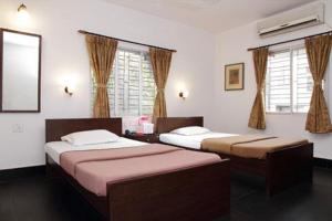 Wise Owl Comfotel,Garden Reach>>Kolkata,2 star