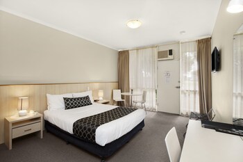 adelaide road motor lodge