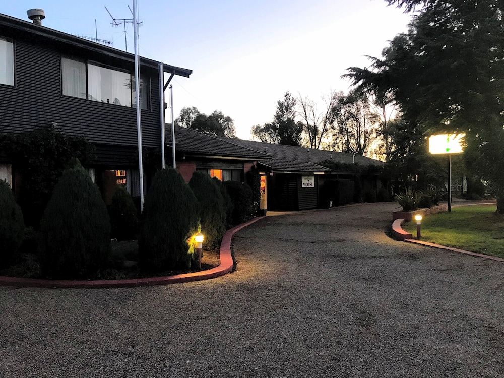 cottonwood lodge