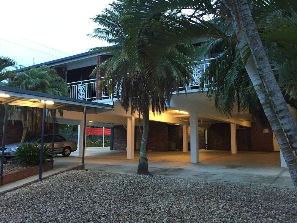 logan city motor inn