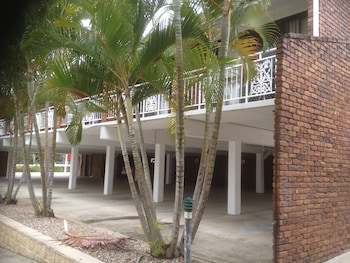 logan city motor inn