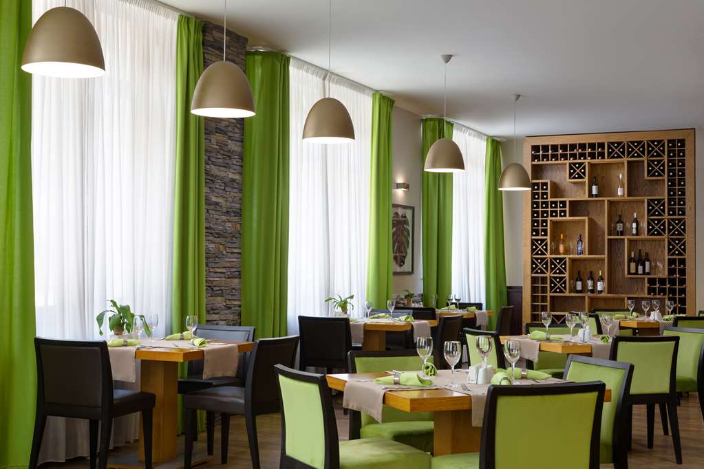golden tulip rosa khutor