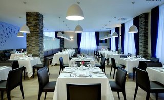 golden tulip rosa khutor