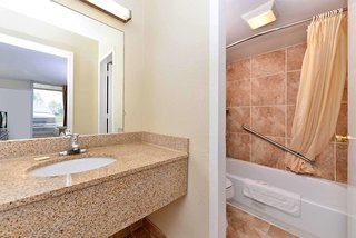 Mansfield Inn,In Mansfield,2 star