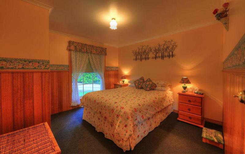 rosebank cottage collection