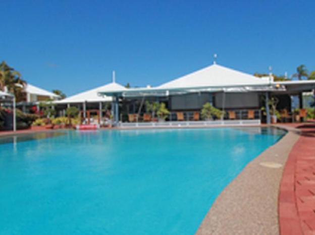 the resort dolphin heads