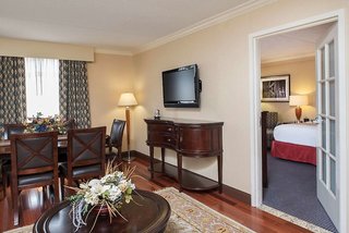 Doubletree By Hilton Hotel Grand Rapids Airport,Grand Rapids>>Cascade,4 star