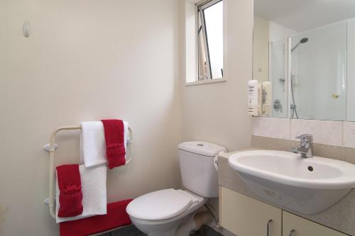 apollo motel christchurch