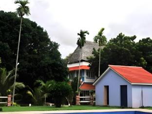 prince park farm house