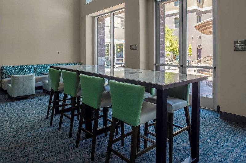 homewood suites by hilton phoenix airport south