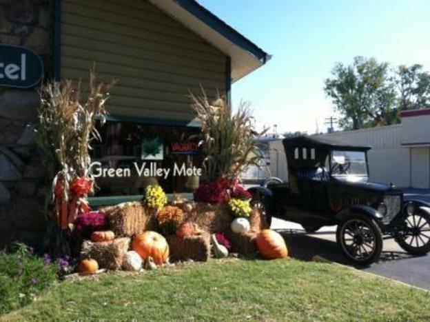green valley motel