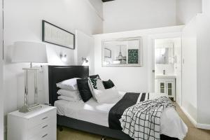 Airport Hotel Sydney,Surry Hills>>Arncliffe,4 star