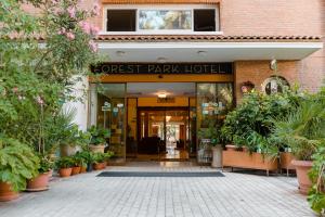 Forest Park Hotel,Near Millomeris Waterfalls,4 star