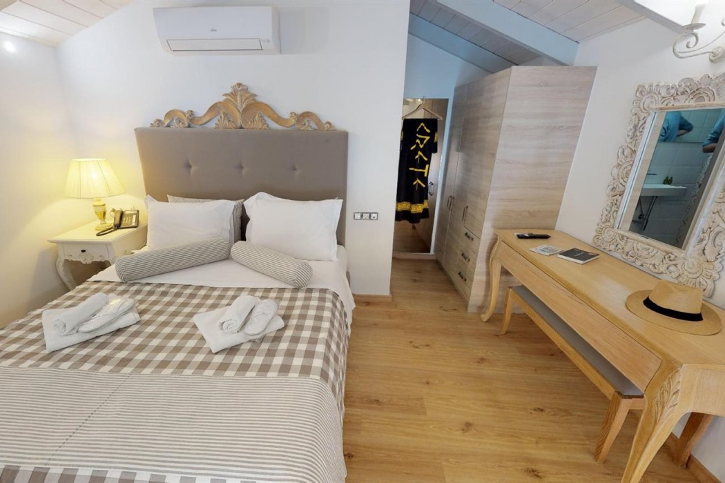 porto enetiko suites