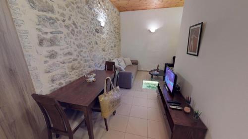 porto enetiko suites