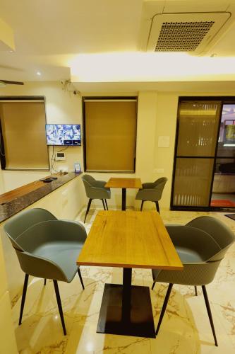 vijayas home stay