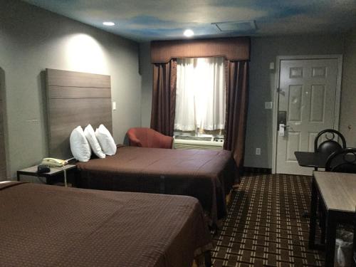 luxury inn and suites seaworld lackland