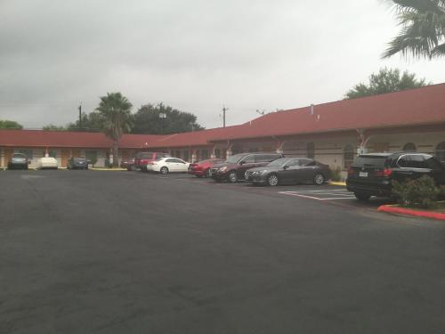 luxury inn and suites seaworld lackland