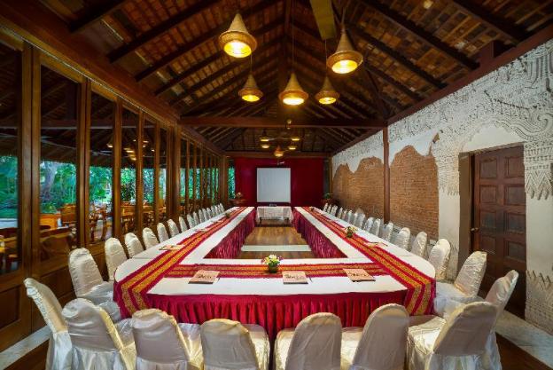 the hotel tharabar gate