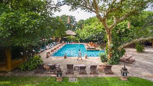 the hotel tharabar gate