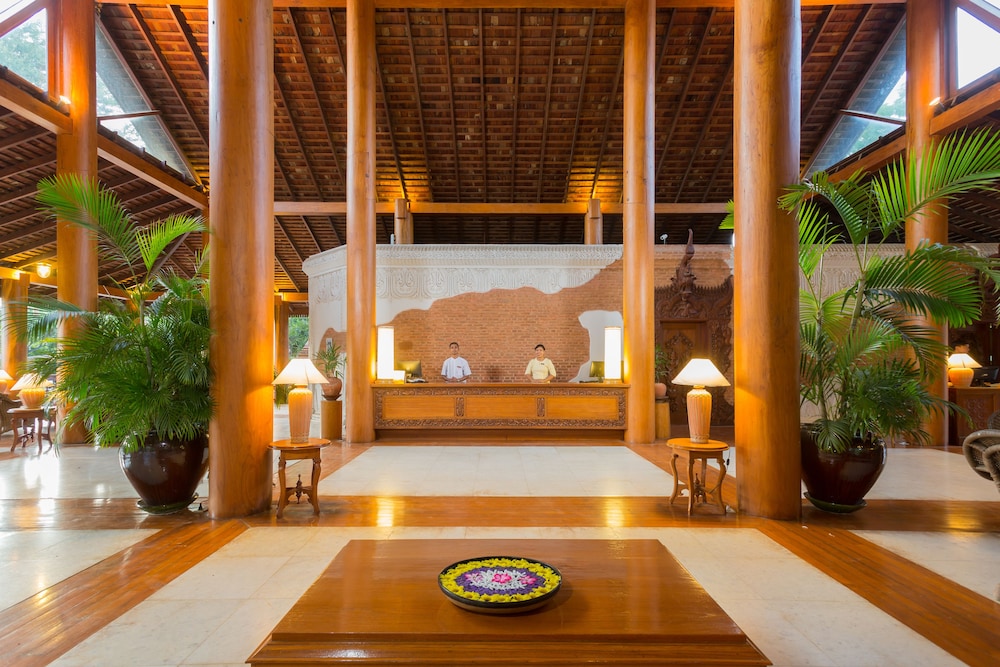 the hotel tharabar gate