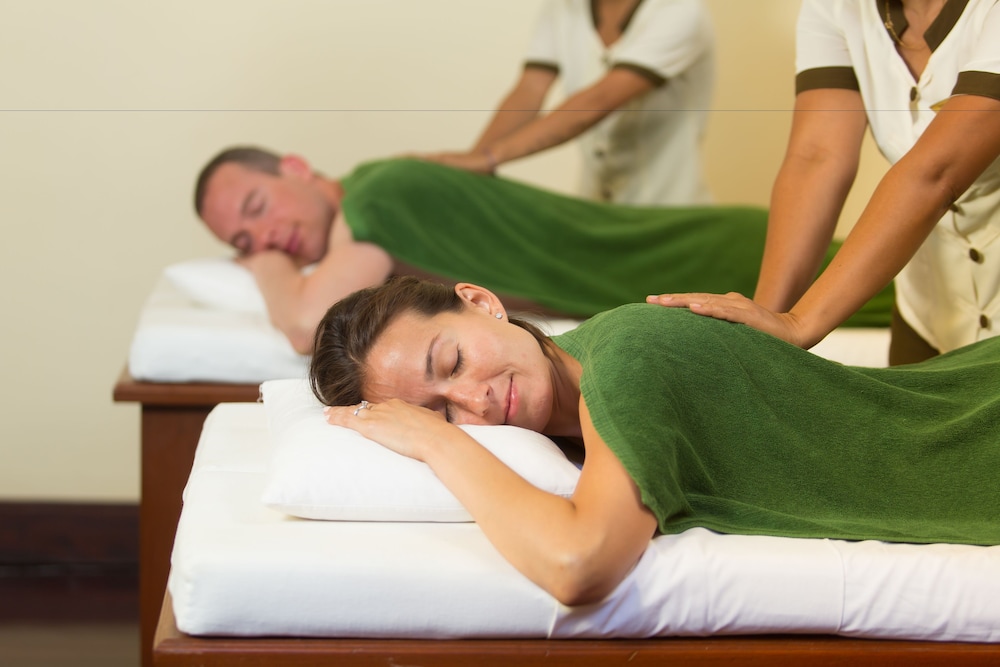 the hotel tharabar gate