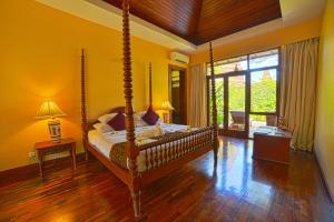 the hotel tharabar gate