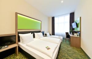 Garner Hotel Berlin - Charlottenburg By Ihg,Franklinstrasse 22,3 star