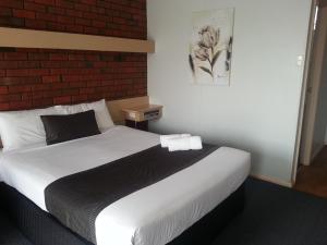 Big Valley Lakeside Paradise Motor Inn,Shepparton>>Orrvale,3 star