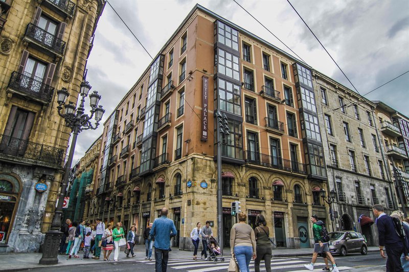 petit palace arana