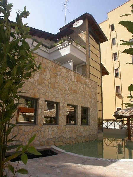 the strand hotel