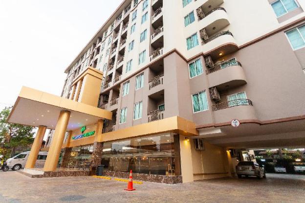 the airport greenery hotel